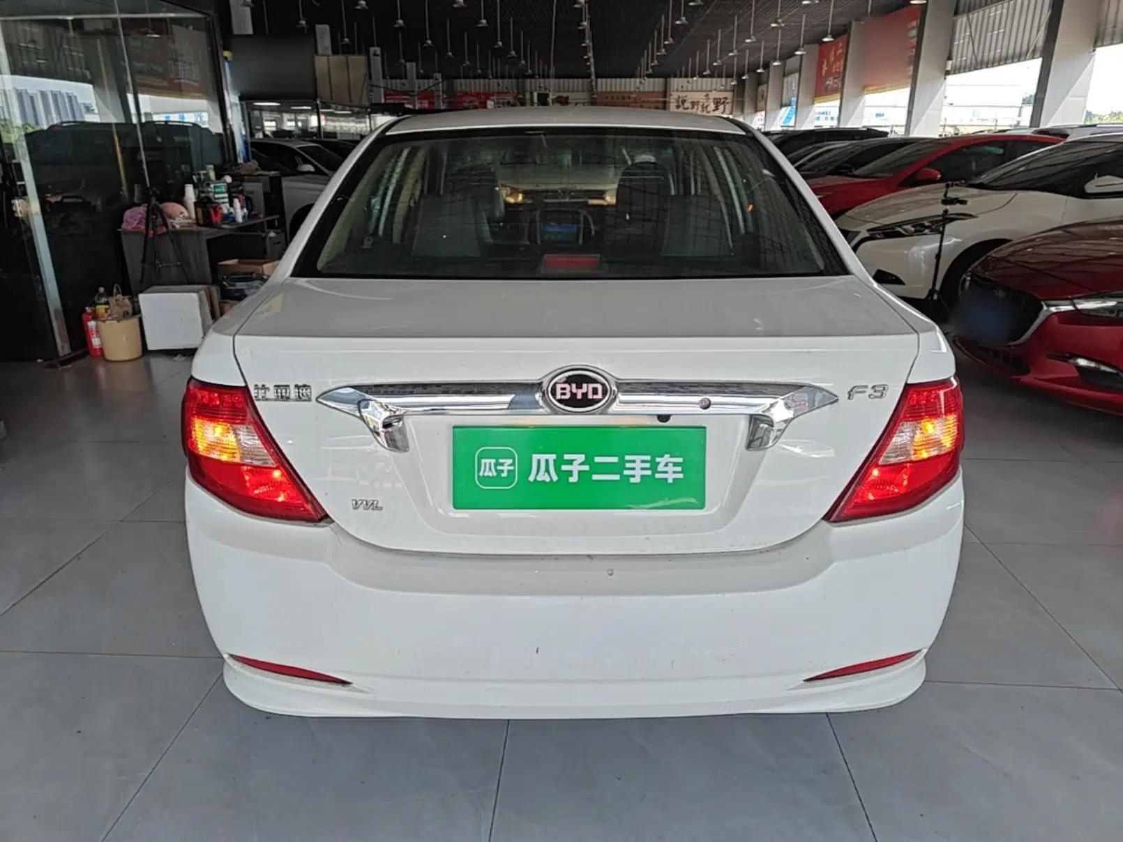 BYD F3 2015 Energy-Saving Edition 1.5L Manual Luxury Model — миниатюра 5