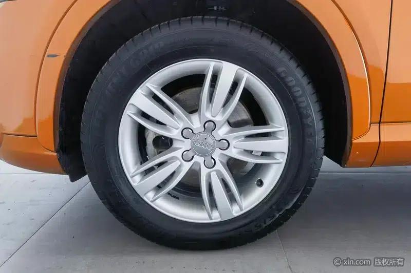 Audi Q3 2013 35 TFSI quattro Comfort — миниатюра 9