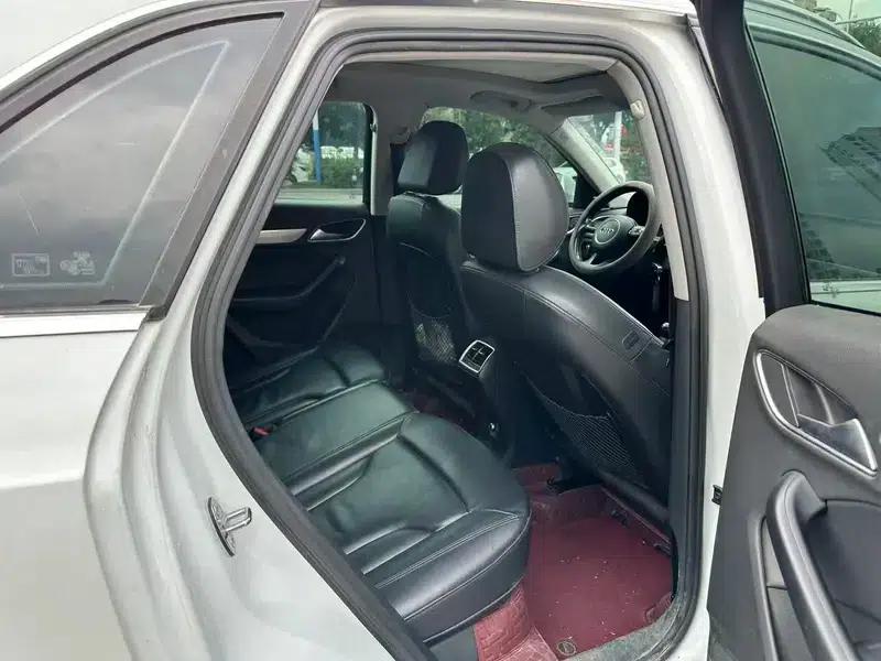 Audi Q3 2015 35 TFSI Comfort — миниатюра 15