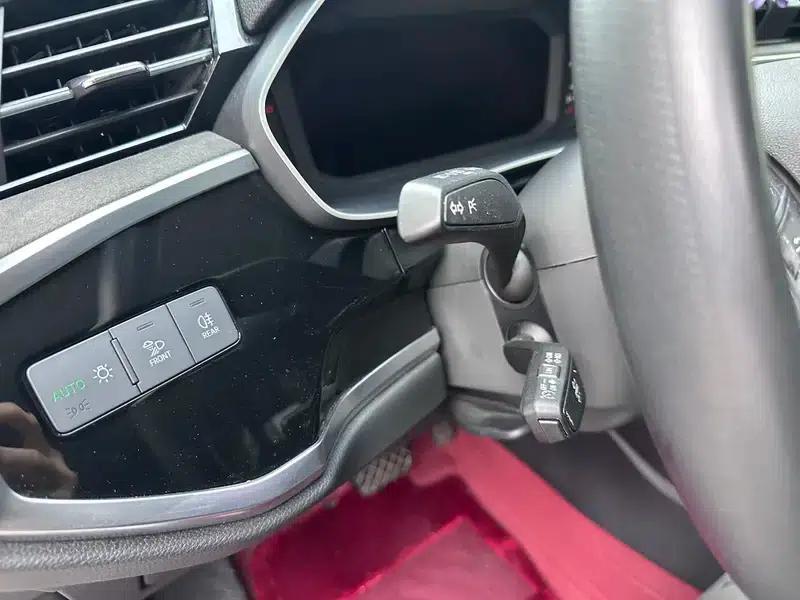 Audi Q3 2022 35 TFSI Progressive Dynamic — миниатюра 17