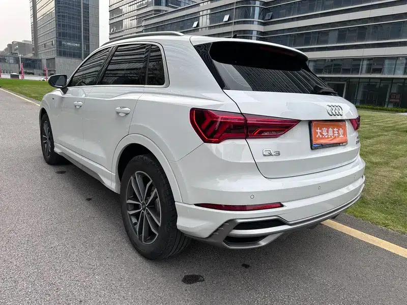 Audi Q3 2022 35 TFSI Progressive Dynamic — миниатюра 5