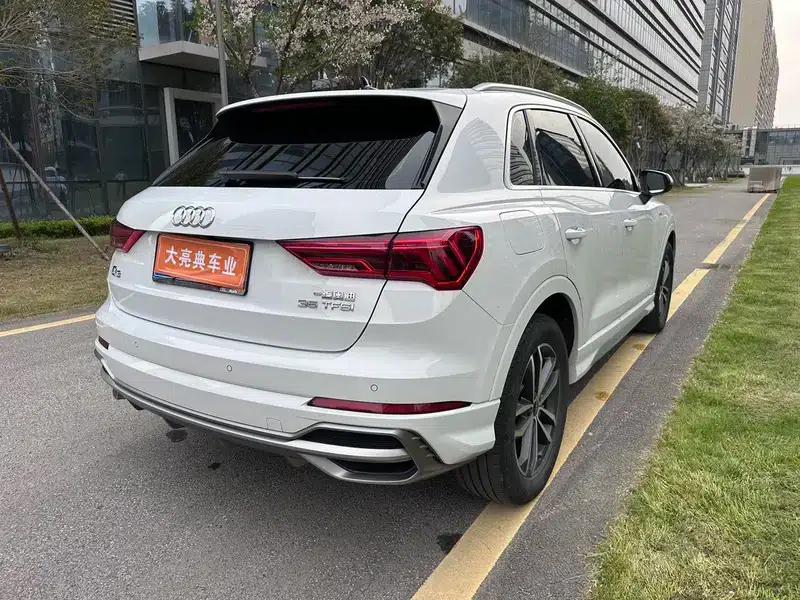 Audi Q3 2022 35 TFSI Progressive Dynamic — миниатюра 7