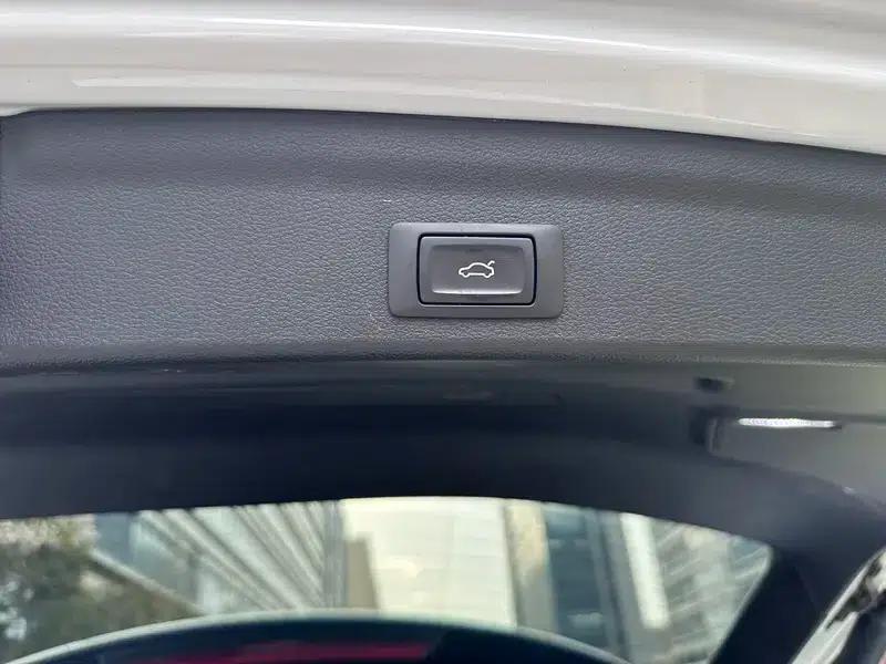 Audi Q3 2022 35 TFSI Progressive Dynamic — миниатюра 10