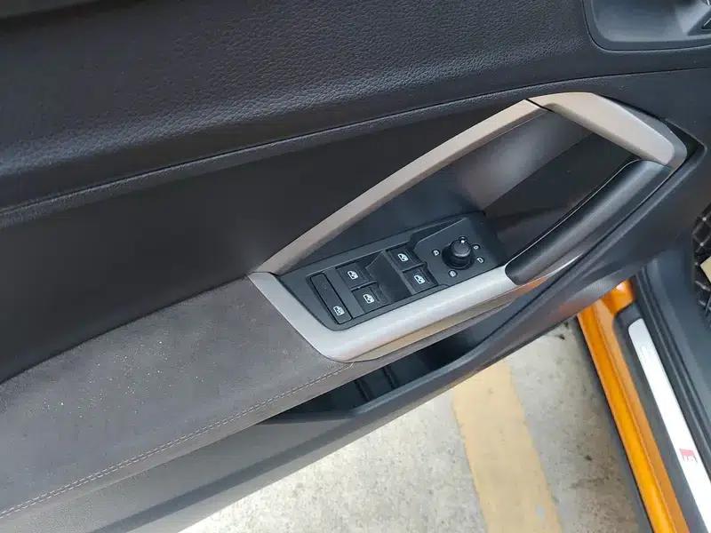 Audi Q3 2019 35 TFSI Fashion Dynamic Edition — миниатюра 19