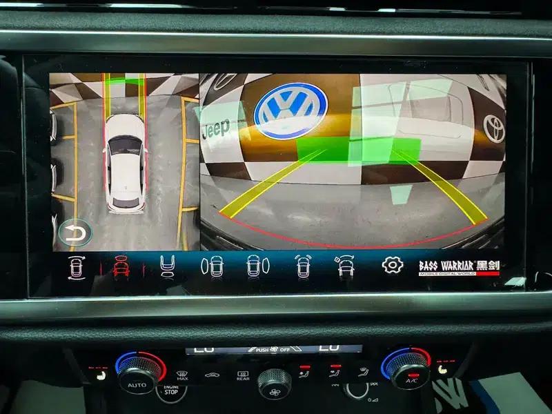 Audi Q3 2023 35 TFSI Fashion Dynamic (1.5T) — миниатюра 18