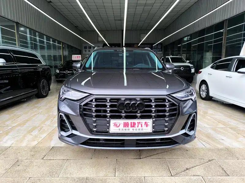 Audi Q3 2023 35 TFSI Fashion Dynamic (1.5T) — миниатюра 2