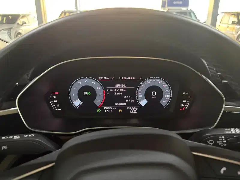 Audi Q3 2022 35 TFSI Progressive Dynamic — миниатюра 11