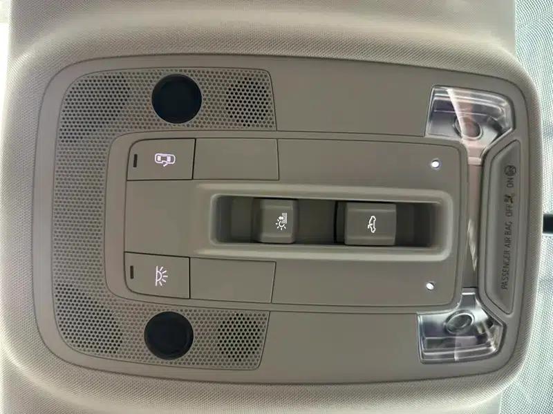 Audi Q3 2023 35 TFSI Fashion Elegance (1.5T) — миниатюра 22