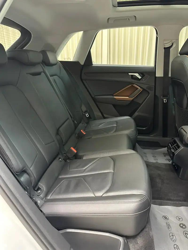 Audi Q3 2023 35 TFSI Fashion Elegance (1.5T) — миниатюра 10