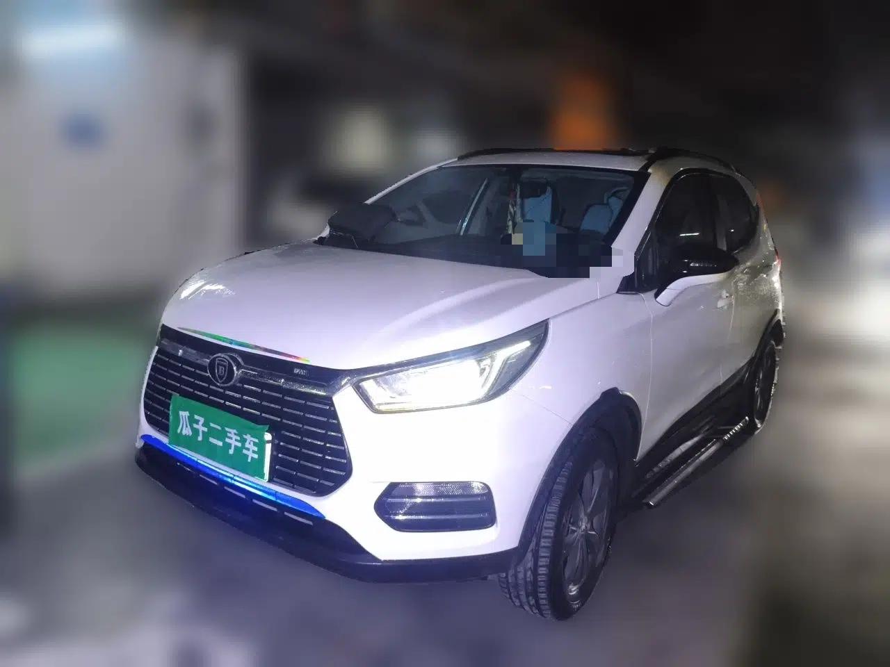 BYD Yuan New Energy 2018 EV360 Smart Connect Cool Edition — миниатюра 1