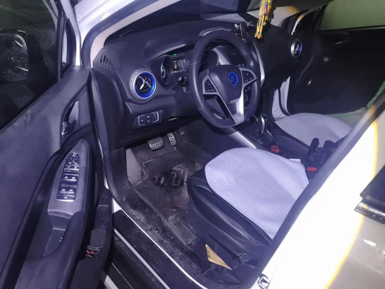 BYD Yuan New Energy 2018 EV360 Smart Connect Cool Edition — миниатюра 16