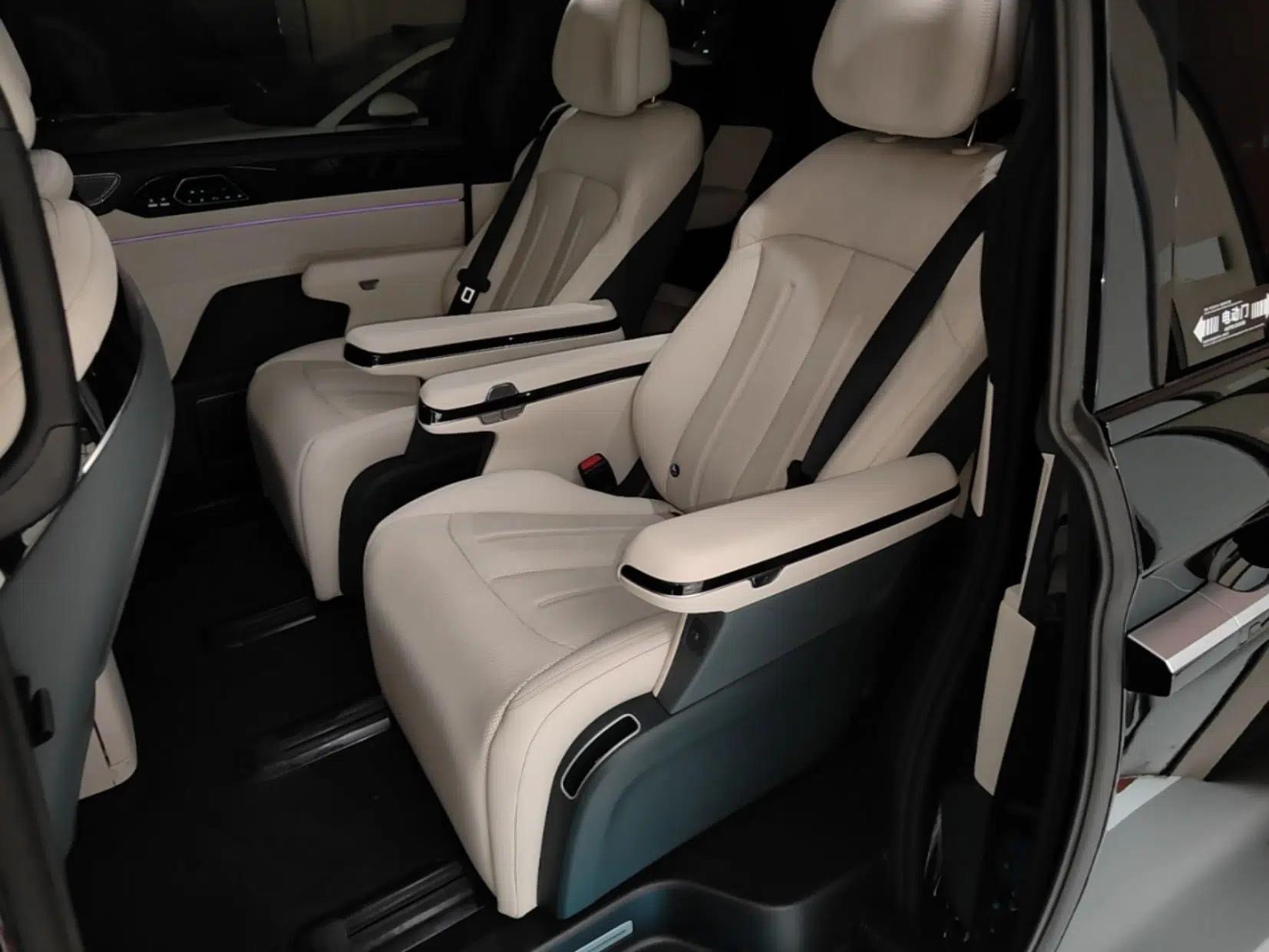 BYD Xia 2026 DM-i 1.5T 218KM Excellence Edition — миниатюра 25