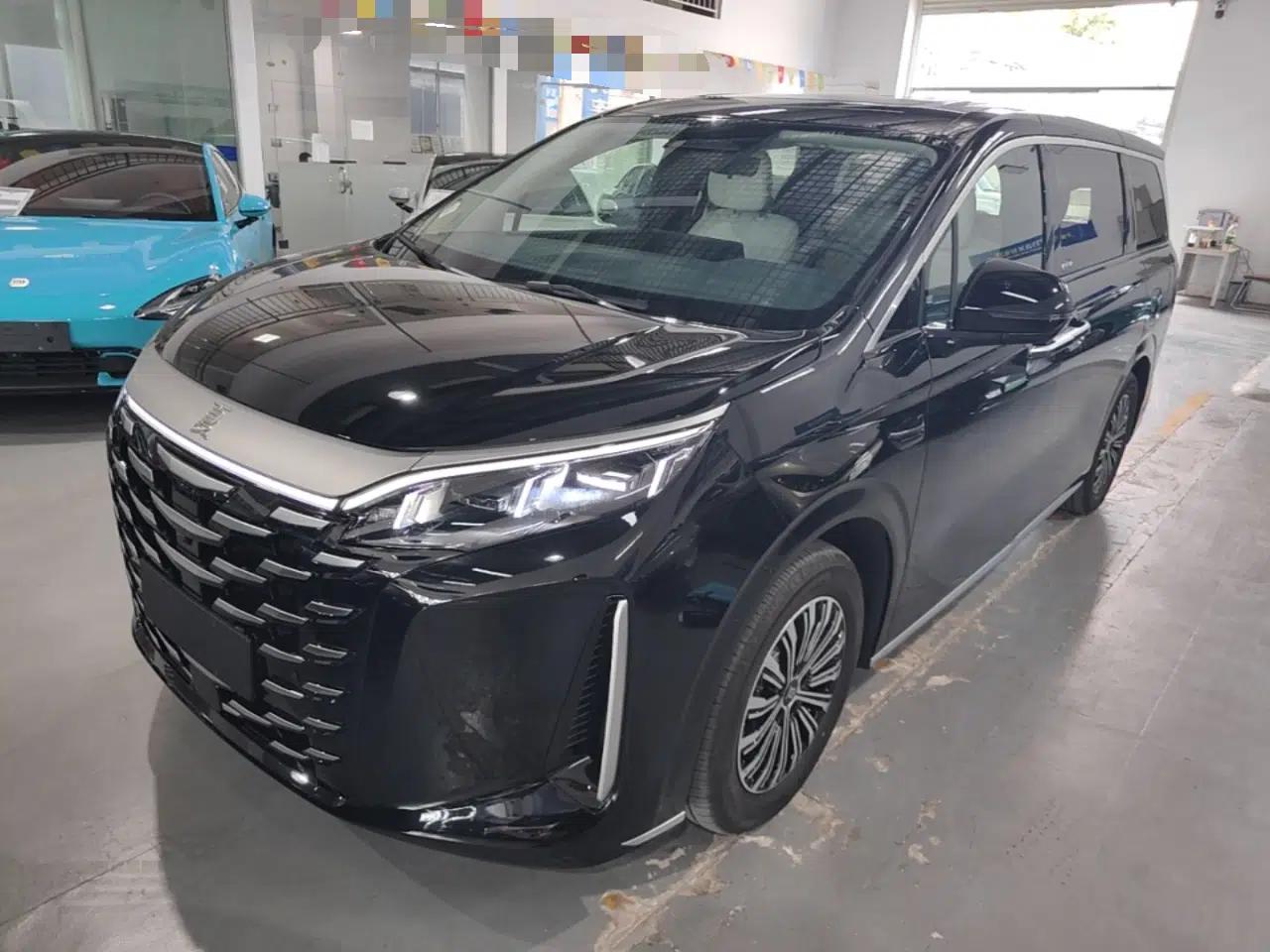 BYD Xia 2026 DM-i 1.5T 218KM Transcendence Edition — миниатюра 1