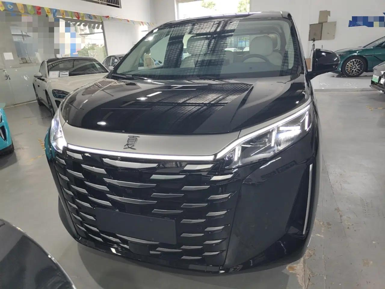 BYD Xia 2026 DM-i 1.5T 218KM Transcendence Edition — миниатюра 2