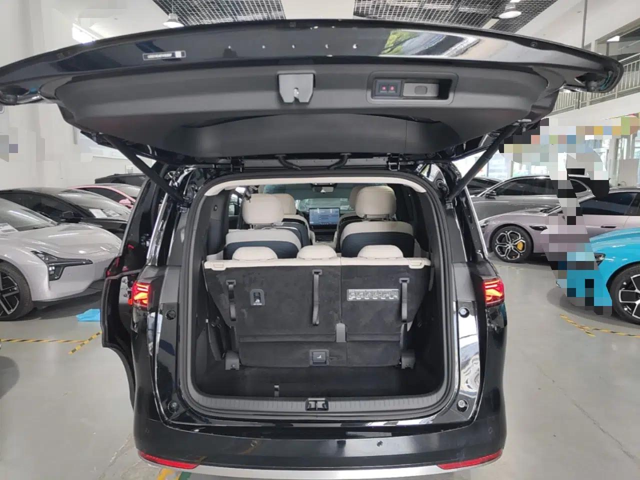 BYD Xia 2026 DM-i 1.5T 218KM Transcendence Edition — миниатюра 22