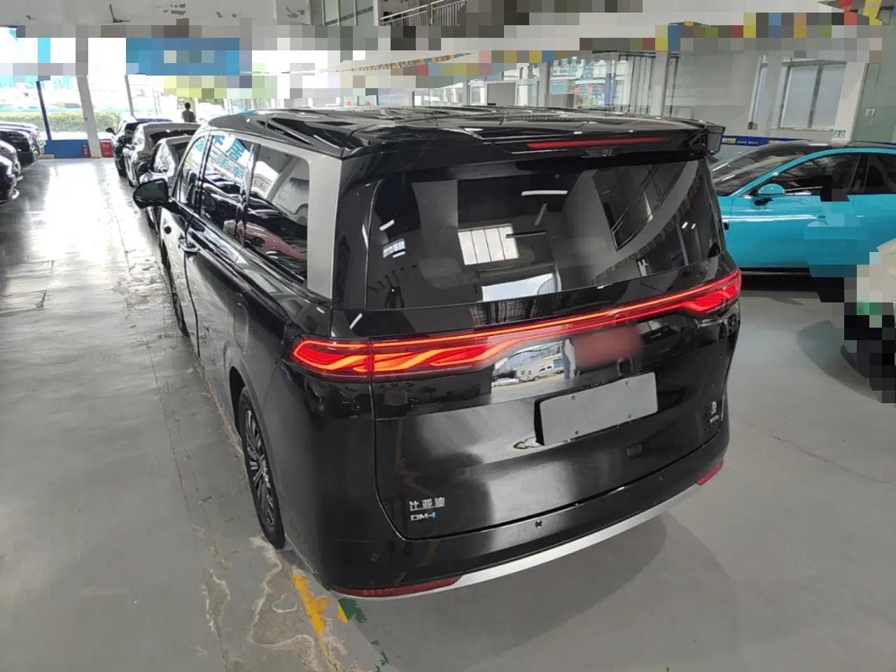 BYD Xia 2026 DM-i 1.5T 218KM Transcendence Edition — миниатюра 4