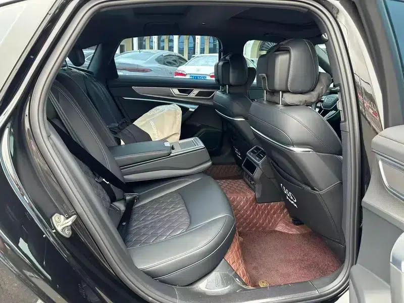 Audi A6L 2025 45 TFSI Premium Dynamic Edition — миниатюра 18