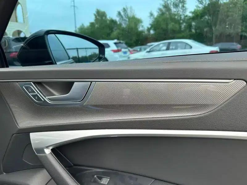 Audi A6L 2025 45 TFSI Premium Dynamic Edition — миниатюра 9