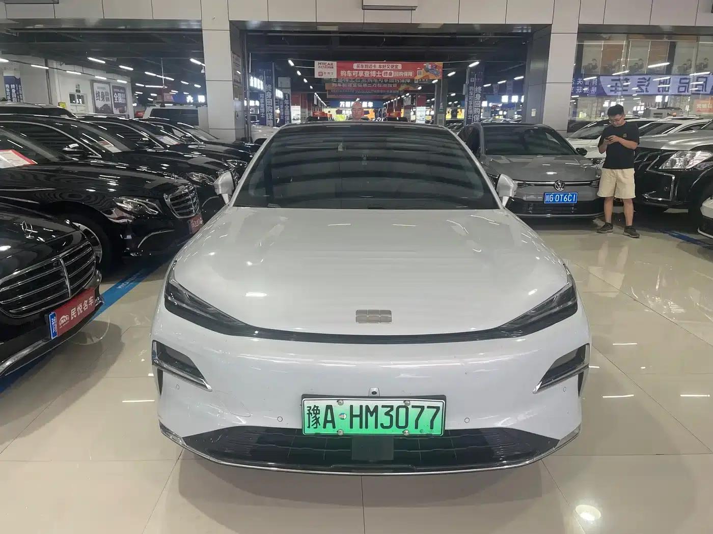 Galaxy Star 8 2025 Model 130km EM-i Premium Edition — миниатюра 2
