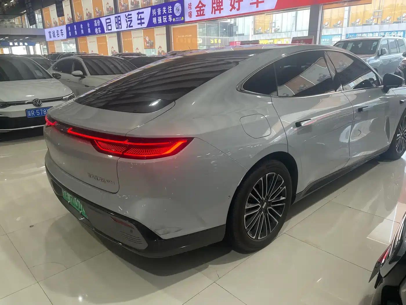 Galaxy Star 8 2025 Model 130km EM-i Premium Edition — миниатюра 19