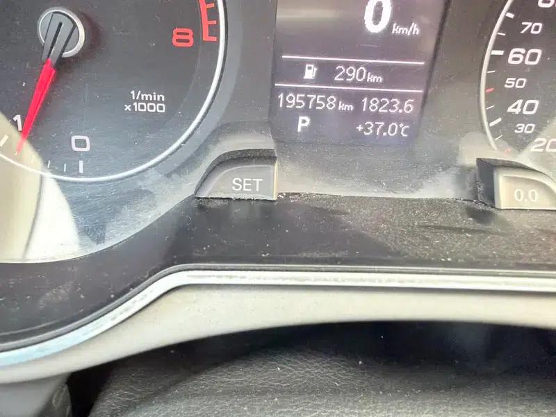 Audi A4L 2013 35 TFSI Automatic Standard Edition — миниатюра 12