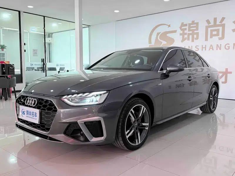 Audi A4L 2020 40 TFSI quattro Luxury Dynamic — миниатюра 1