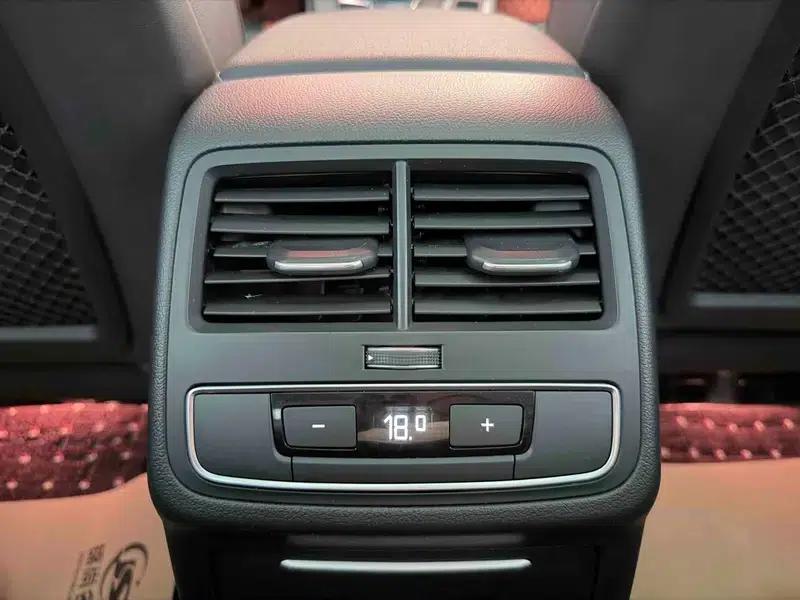 Audi A4L 2020 40 TFSI quattro Luxury Dynamic — миниатюра 14