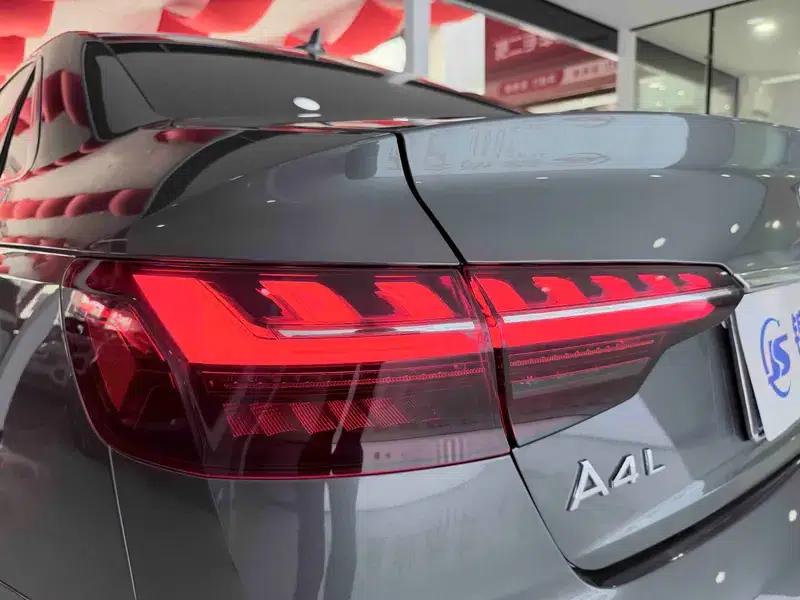 Audi A4L 2020 40 TFSI quattro Luxury Dynamic — миниатюра 10