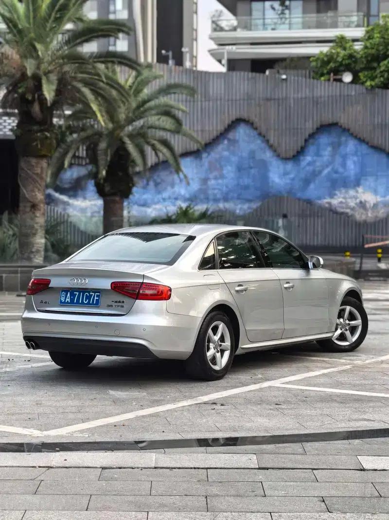 Audi A4L 2013 35 TFSI Automatic Standard Edition — миниатюра 5