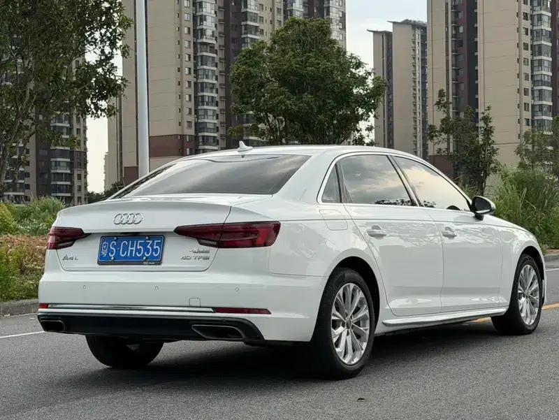 Audi A4L 2018 30th Anniversary Edition 40 TFSI Progressive — миниатюра 6