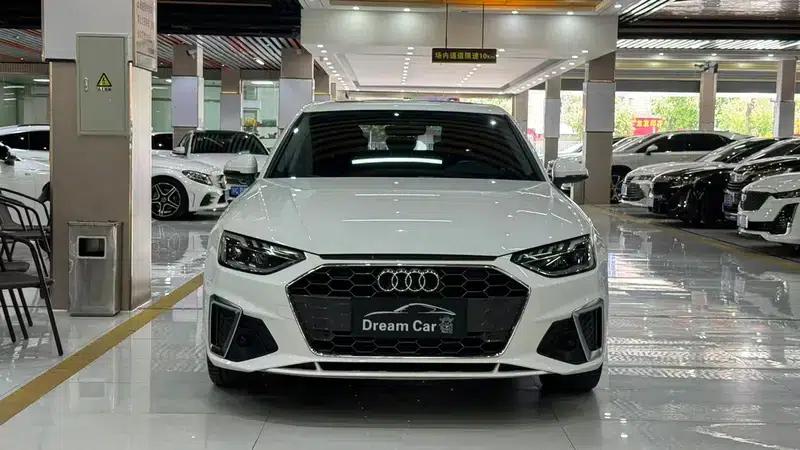 Audi A4L 2020 40 TFSI Fashion Dynamic Edition — миниатюра 2
