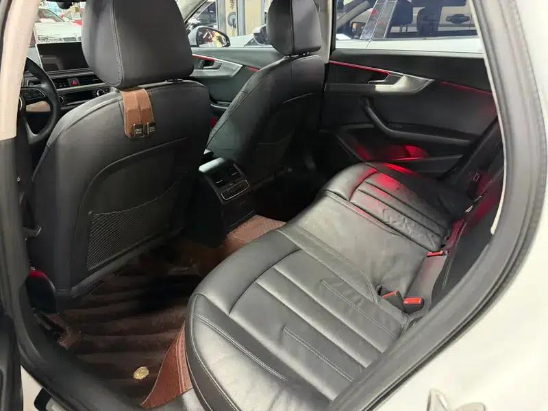 Audi A4L 2017 40 TFSI Fashion Edition — миниатюра 19