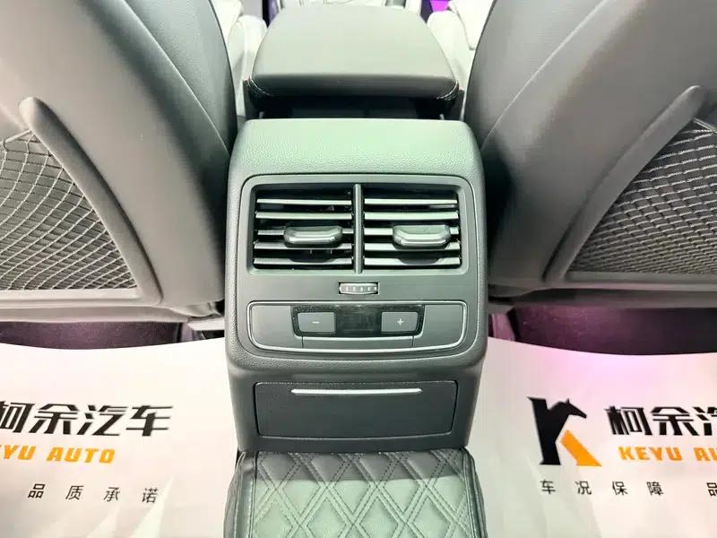 Audi A4L 2020 40 TFSI quattro Luxury Dynamic — миниатюра 7