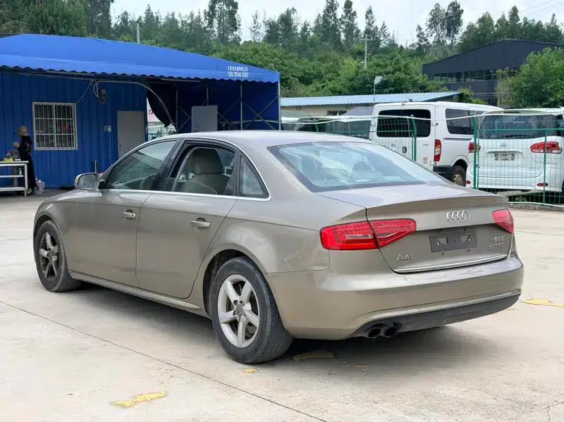 Audi A4L 2013 35 TFSI Automatic Standard Edition — миниатюра 4