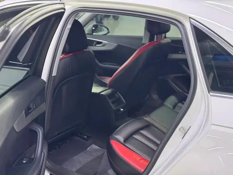 Audi A4L 2018 30th Anniversary Edition 40 TFSI Progressive — миниатюра 12