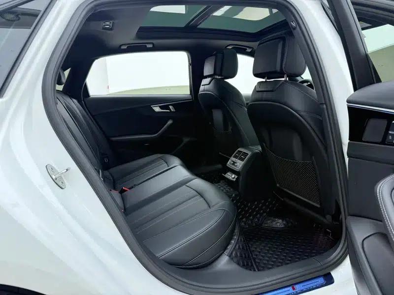 Audi A4L 2024 40 TFSI Luxury Dynamic — миниатюра 23