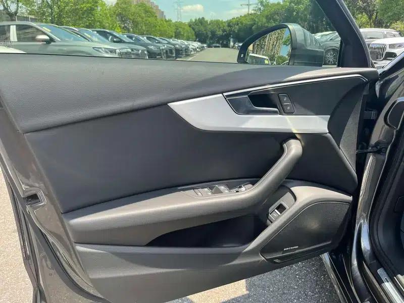 Audi A4L 2020 40 TFSI Luxury Dynamic — миниатюра 16