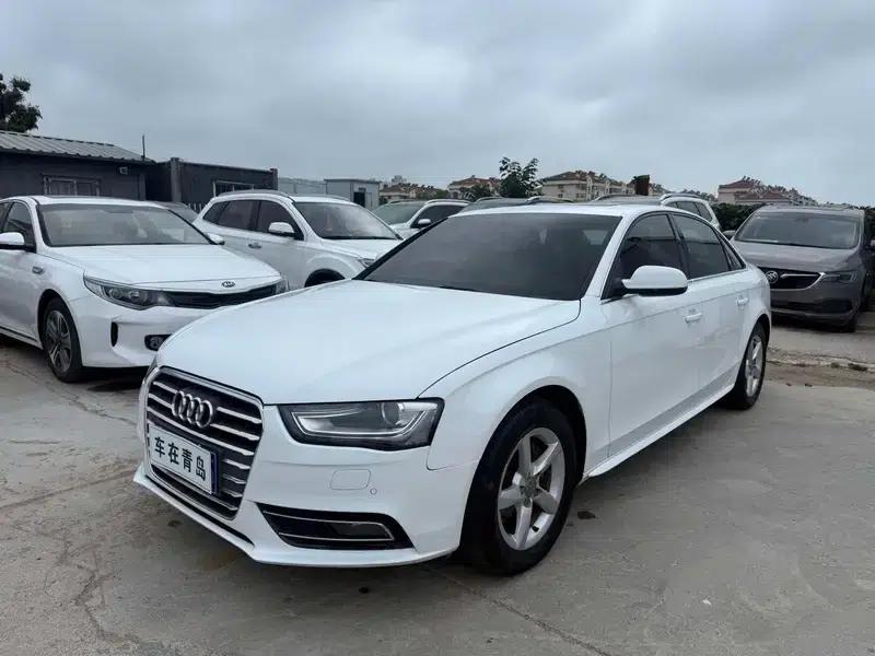 Audi A4L 2013 35 TFSI Automatic Standard Edition — миниатюра 1