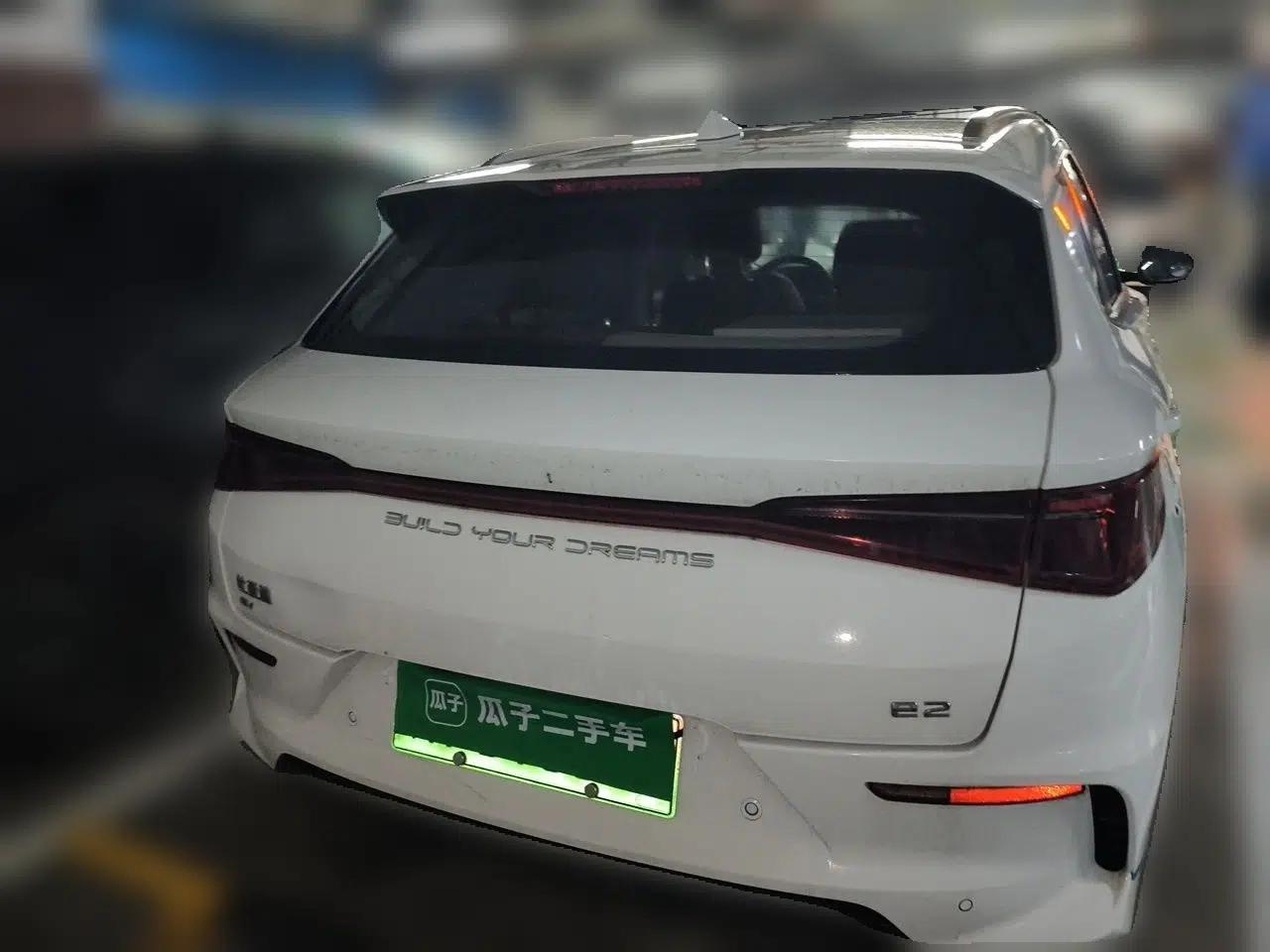 BYD e2 2021 Luxury Model — миниатюра 5
