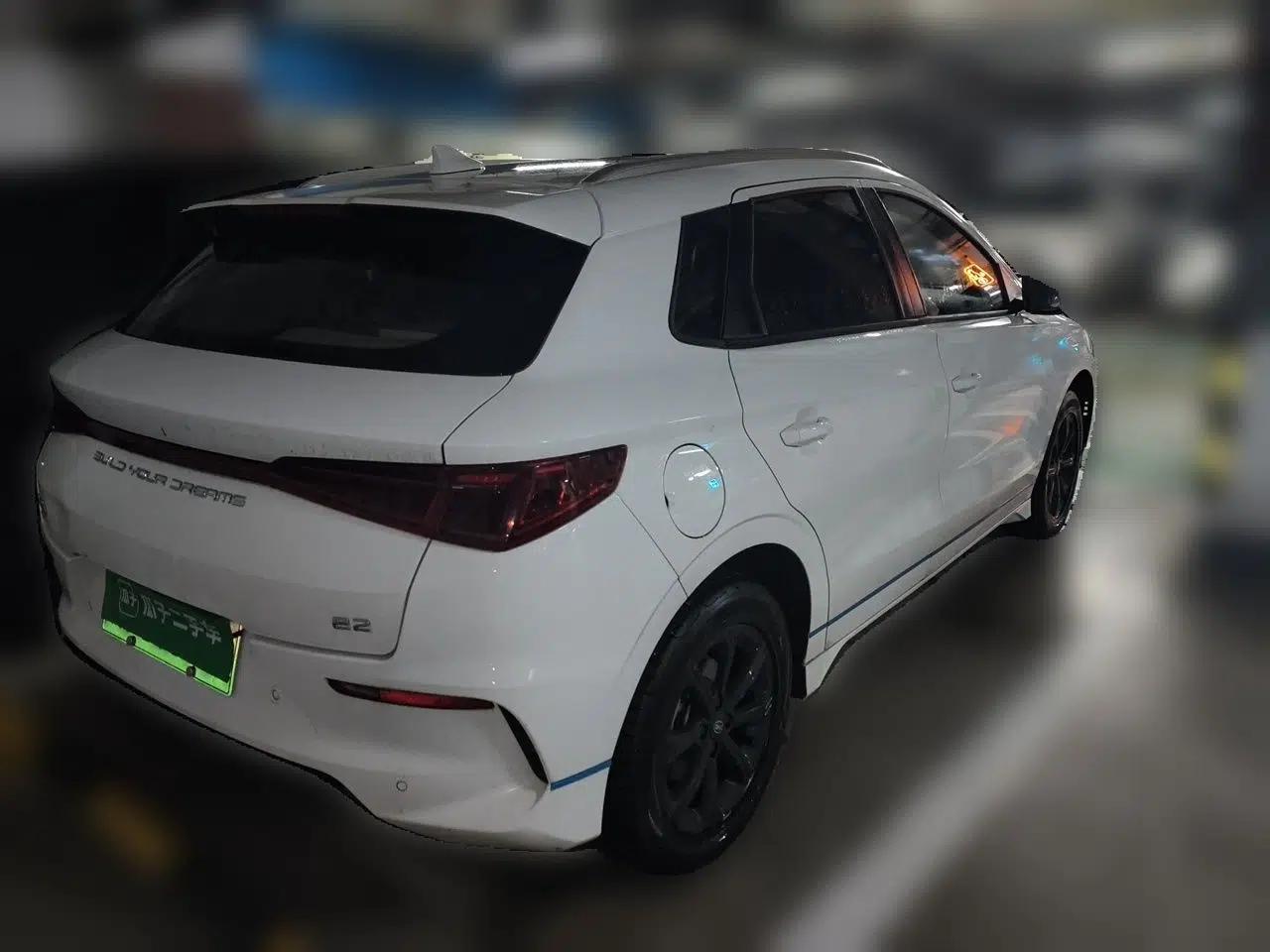 BYD e2 2021 Luxury Model — миниатюра 6