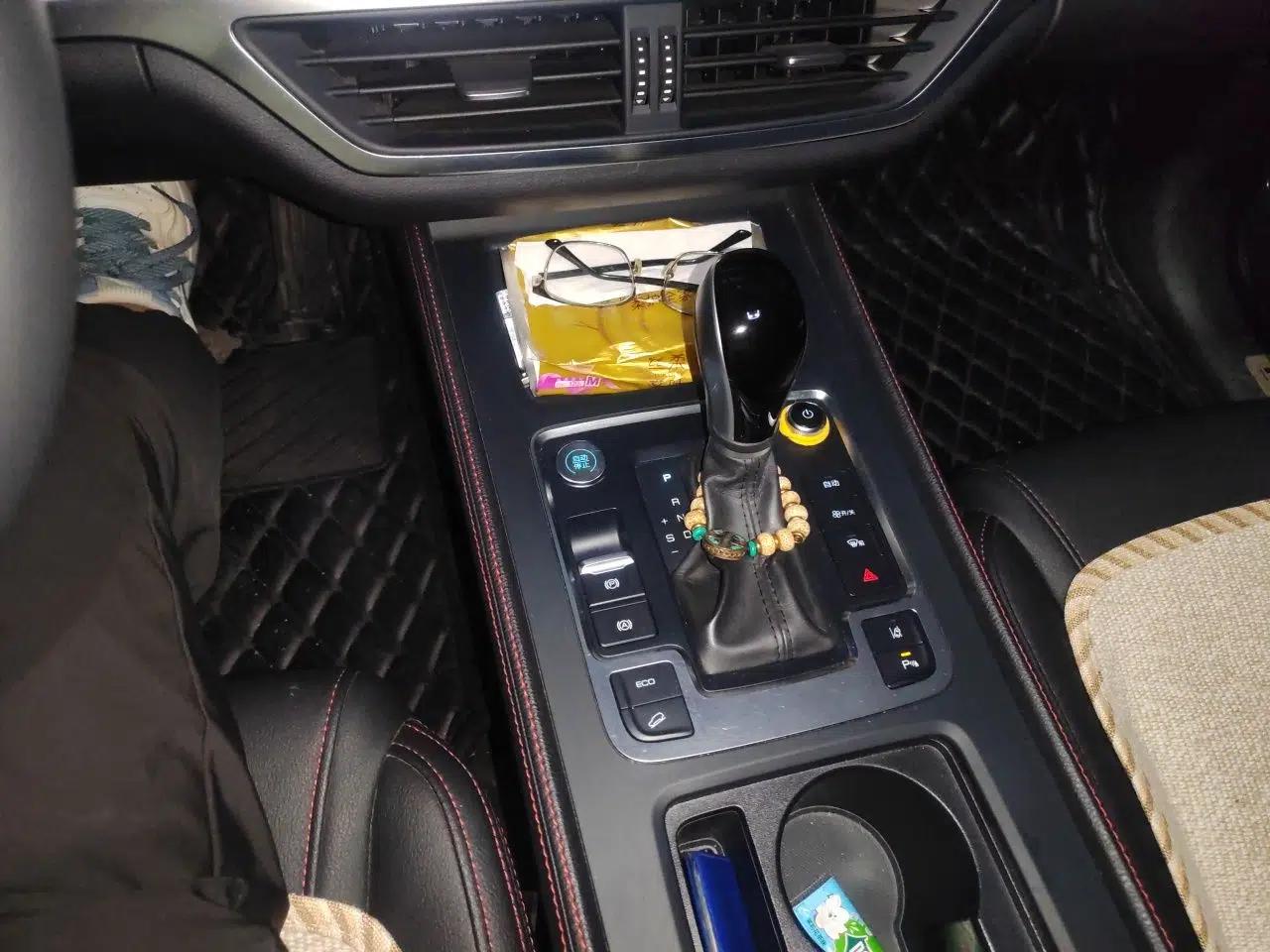 BYD Tang 2018 2.0T Automatic SmartConnect Prestige 7-Seater China V Standard — миниатюра 11