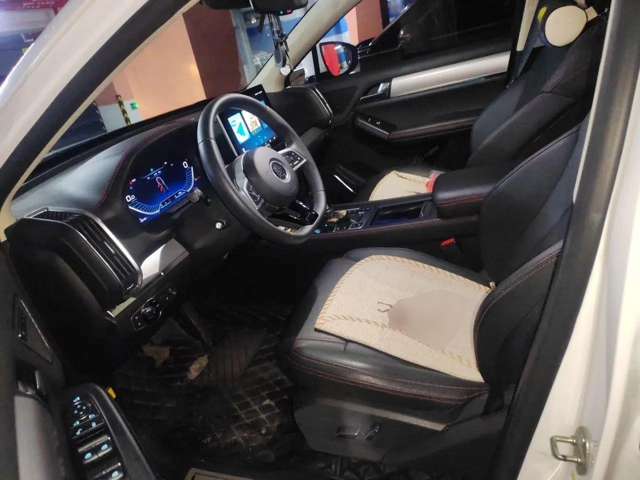 BYD Tang 2018 2.0T Automatic SmartConnect Prestige 7-Seater China V Standard — миниатюра 12