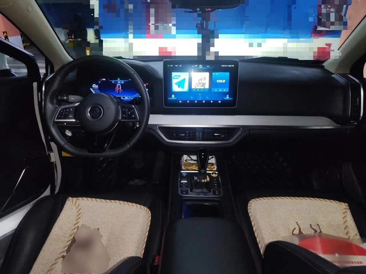 BYD Tang 2018 2.0T Automatic SmartConnect Prestige 7-Seater China V Standard — миниатюра 6