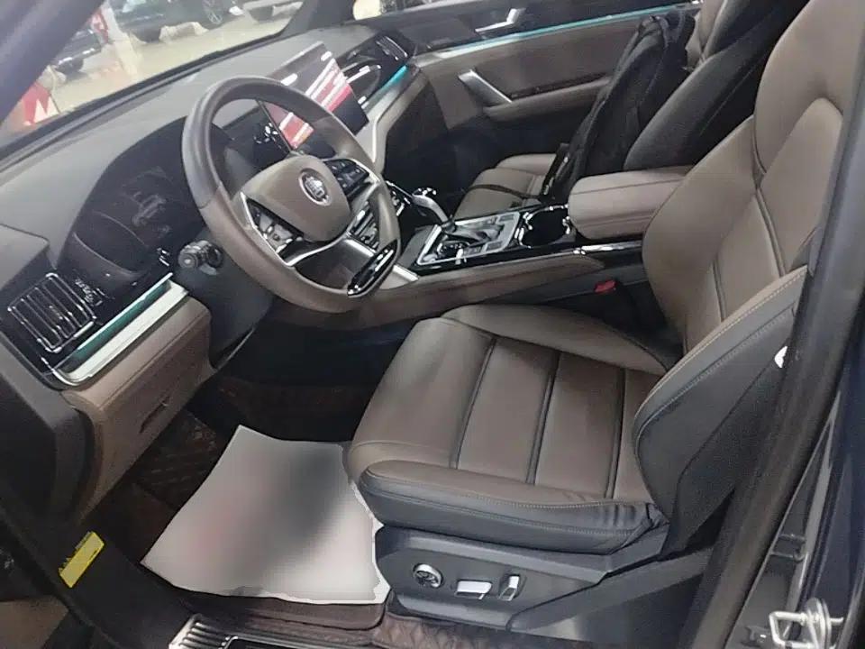 BYD Tang 2021 2.0T Automatic Flagship Edition — миниатюра 17