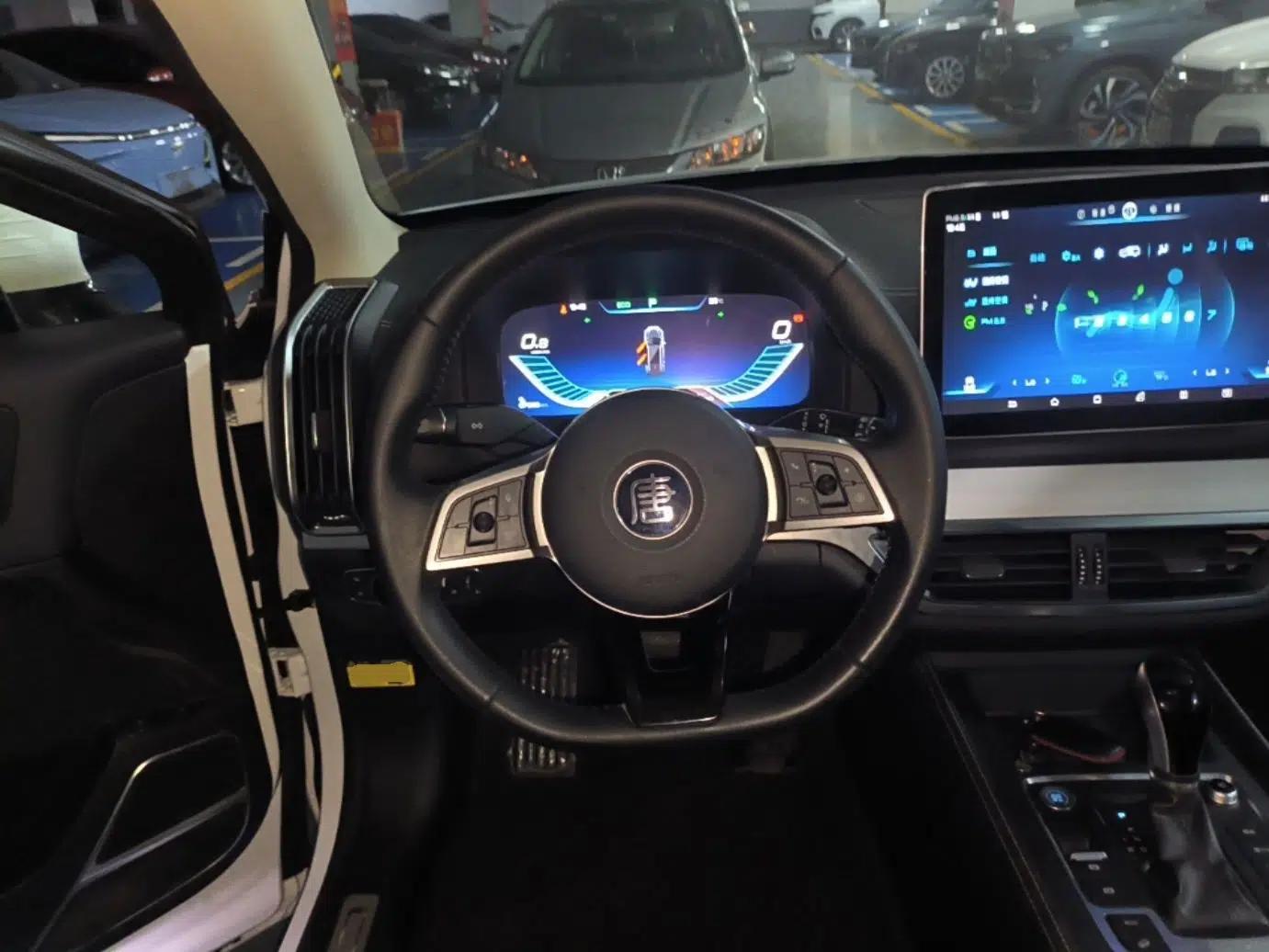 BYD Tang 2018 2.0T Automatic SmartConnect Prestige 7-Seater China V Standard — миниатюра 18