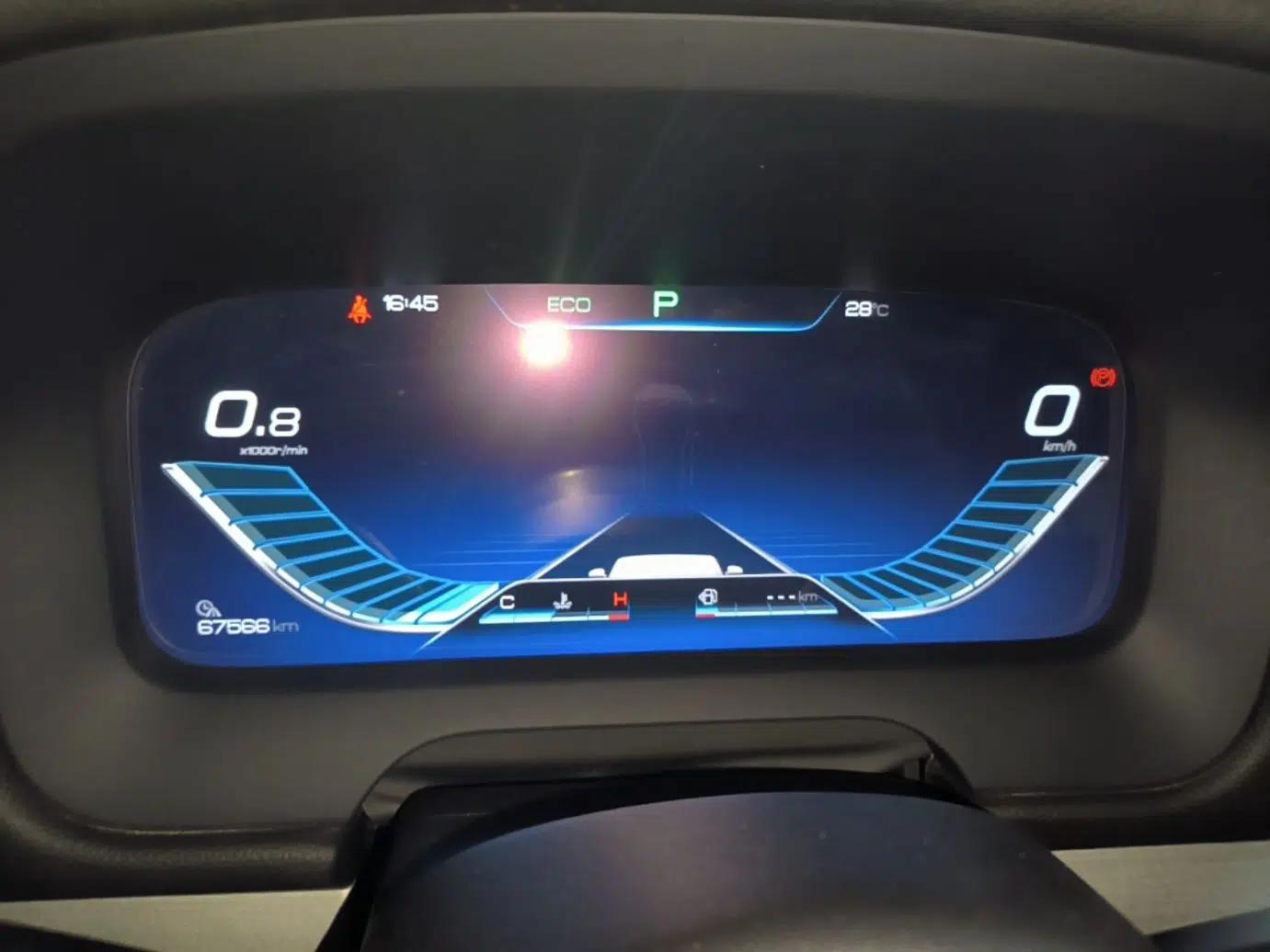 BYD Tang 2018 2.0T Automatic SmartConnect Prestige 7-Seater China V Standard — миниатюра 19