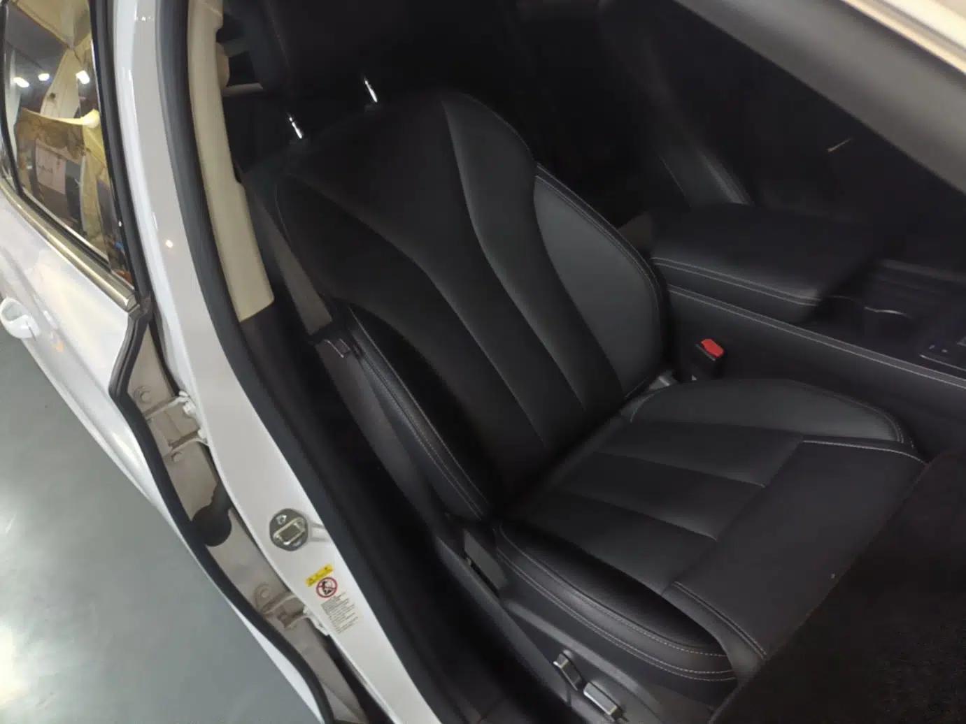 BYD Tang 2018 2.0T Automatic SmartConnect Prestige 7-Seater China V Standard — миниатюра 24