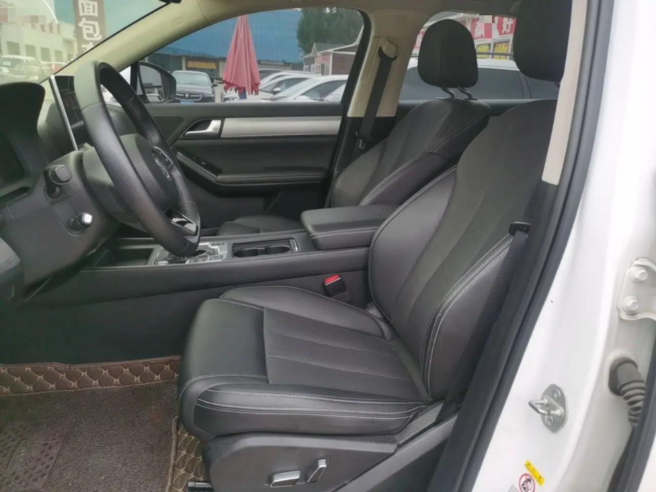 BYD Tang 2018 2.0T Automatic SmartConnect Prestige 7-Seater China V Standard — миниатюра 17