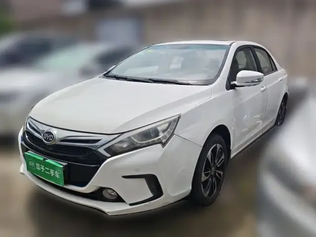 BYD Qin New Energy 2015 1.5T Dual-Crown Flagship Plus Edition