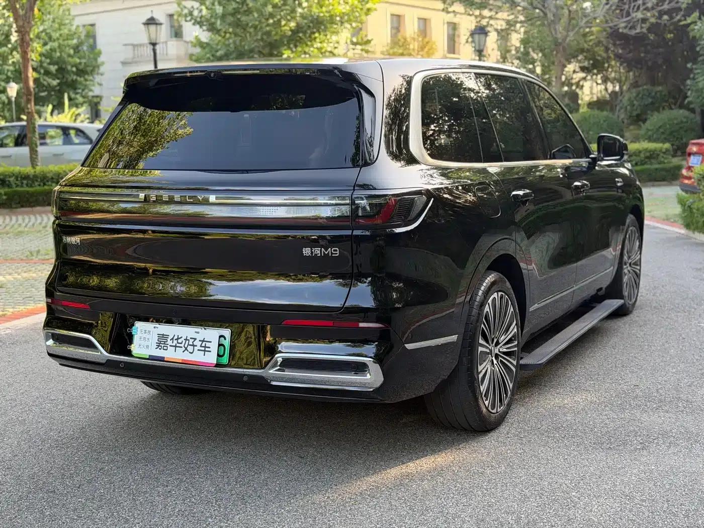 Galaxy M9 2025 210km/h AWD Navigator Edition — миниатюра 13